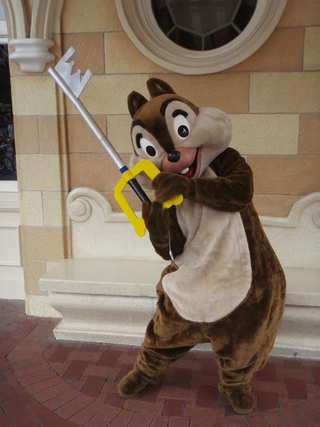 Illustration for article titled The Kingdom Hearts Keyblade Takes Disneyland